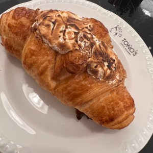 Croissant citrus