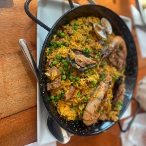 Paella Mixta