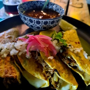 Tacos de Birria de Res // Beef Birria Tacos