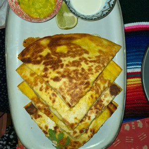 Quesadillas de Queso Oaxaca // Oaxaca Cheese Quesadillas