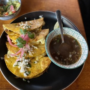 Tacos de Birria de Res // Beef Birria Tacos