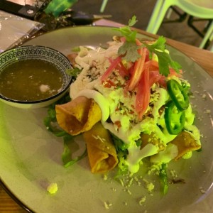 tacos dorados 