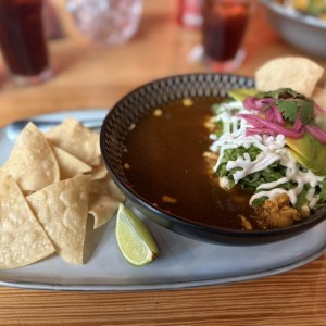 Entradas - Pozole de Pollo