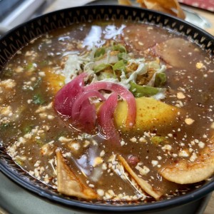 Pozole de Pollo // Chicken Pozole