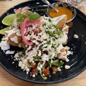 Flautas de pollo