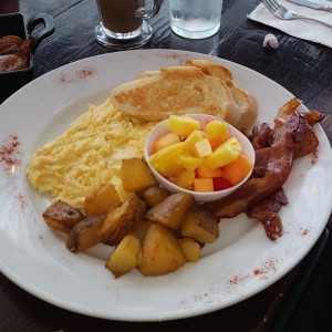 Desayunos Salados - Americano