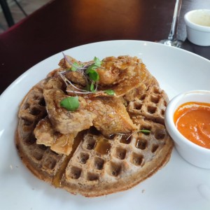 Chicken & waffles