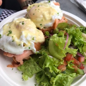 huevos benedictos