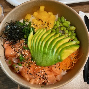 Salmon bowl