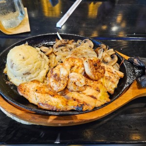 Bourbon Street Chicken & Shrimp