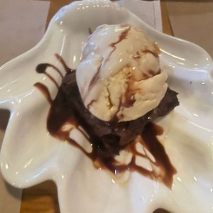 Brownie con Helado