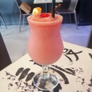 Licuado de fresa en agua