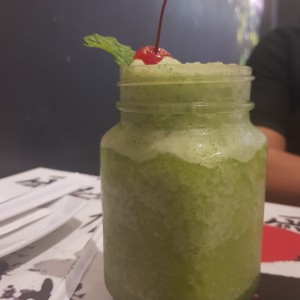 limonada con hierbabuena