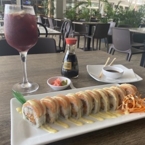 Whreel roll + Sangria 