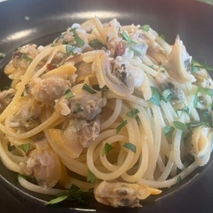 Pasta a la vongole