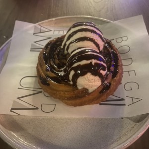 Churros con helado artesanal