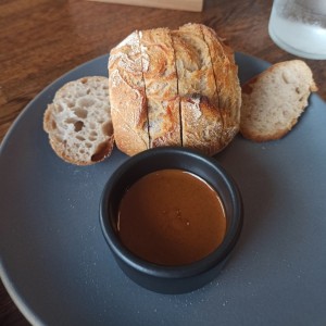 Pan con mantequilla de almendra 