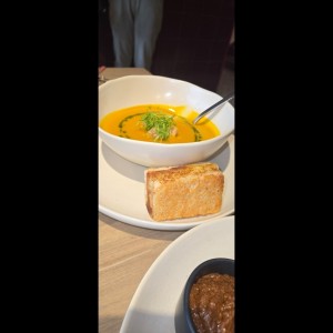 sopa de zanahoria