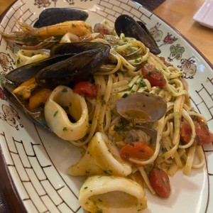 spaghetti fruti di mare