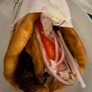 Souvlaki de cordero