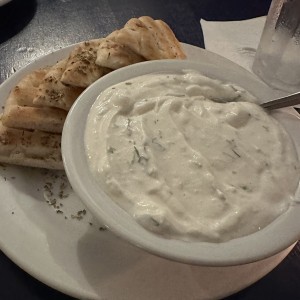 MEZEDES - TZATZIKI