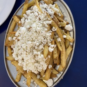 Papas con queso feta