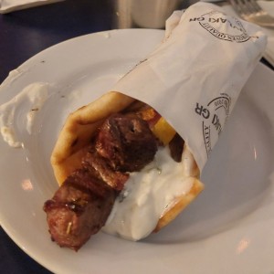 Souvlaki de cordero