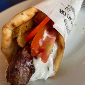 Souvlaki de cordero