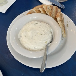 MEZEDES - TZATZIKI