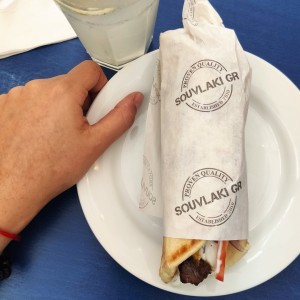 souvlaki de cordero