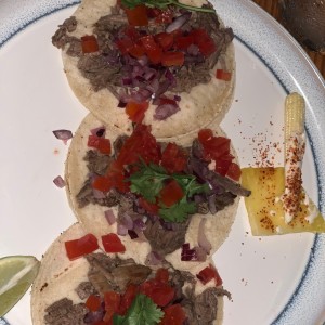 Tacos de Carnitas