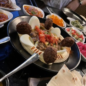 Ensaladas - Falafel Salad