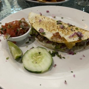 Quesadilla el Rey $8