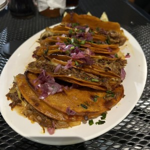 Orden de tacos de birria