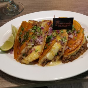 Quesatacos