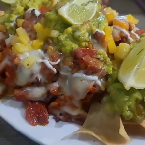 nachos al pastor 