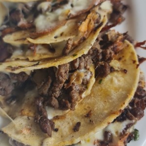 quesadillas con carne