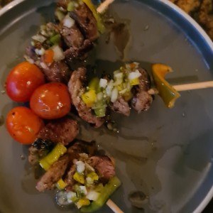 Brochetas de carne