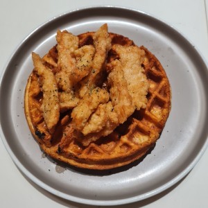 Waffle con pollo