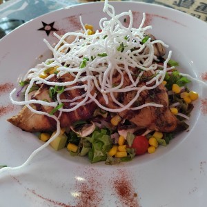 Ensalada pollo teriyaki