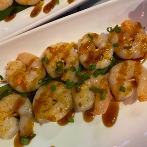 Satay de gambas 