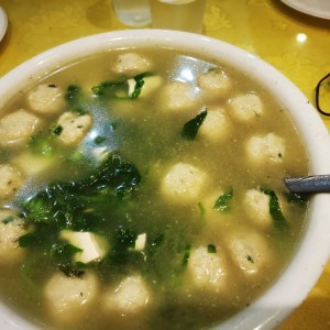 Sopa de Bolita de Pescado con tofu??