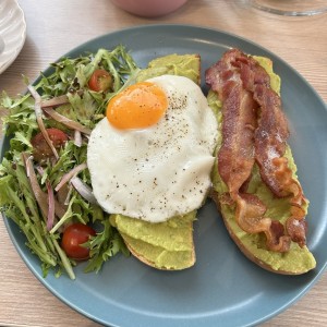 Huevos con tostadas