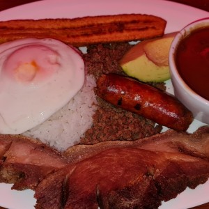 Bandeja Paisa