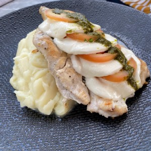 Pechuga de Pollo a la Caprese