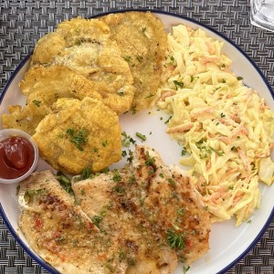 Pollo al ajillo