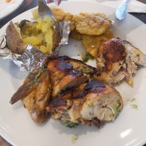 Aves - Medio Pollo Asado