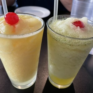 Maracuya y Limonada con hierba buena