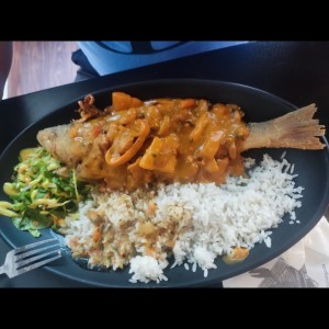 Pescado a lo macho 