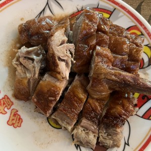 Pato asado